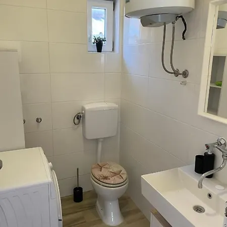 Apartment Apartman Megi