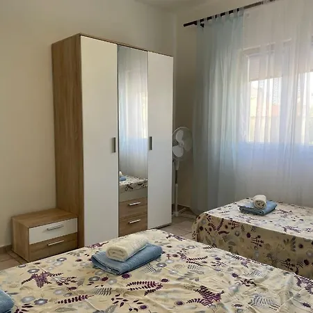 Apartman Megi 罗戈兹尼察